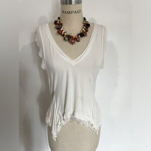 We the Free Raw edge Ruffle tank viscose/linen size L